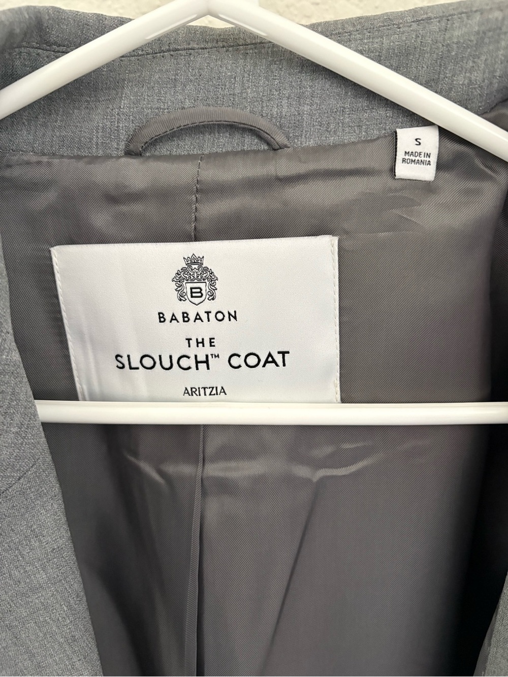 Aritzia Babaton The Slouch Coat in Light Gray - Picture 5 of 8